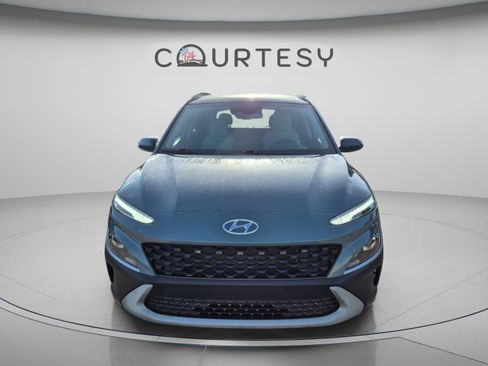 Certified 2022 Hyundai Kona SEL w/ Cargo Package AWD/4WD image 8