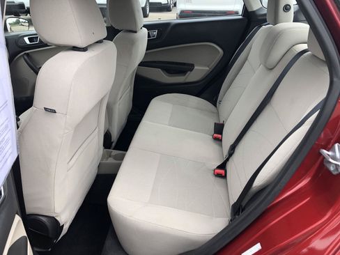 Used 2015 Ford Fiesta SE FWD image 12