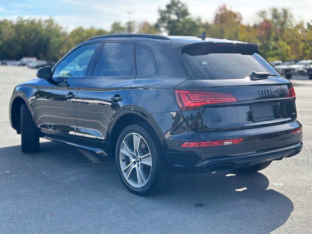 Used 2025 Audi Q5 2.0T Premium w/ Convenience Plus Package AWD/4WD image 4