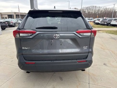 Used 2025 Toyota RAV4 XLE image 6