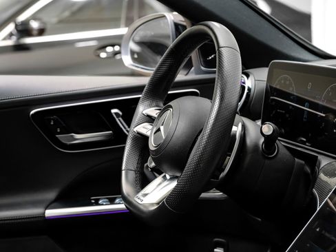 Used 2023 Mercedes-Benz C 43 AMG 4MATIC Sedan image 18