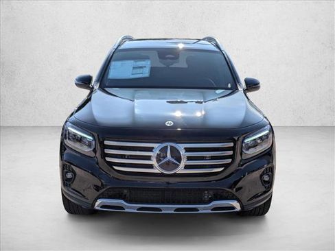 New 2025 Mercedes-Benz GLB 250 image 6