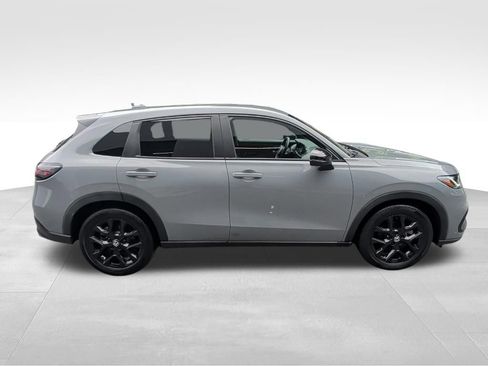 Used 2024 Honda HR-V Sport image 6