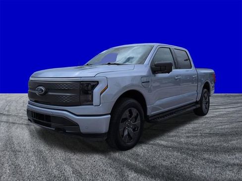 Certified 2022 Ford F150 Lightning XLT w/ Equipment Group 312A High AWD/4WD image 8
