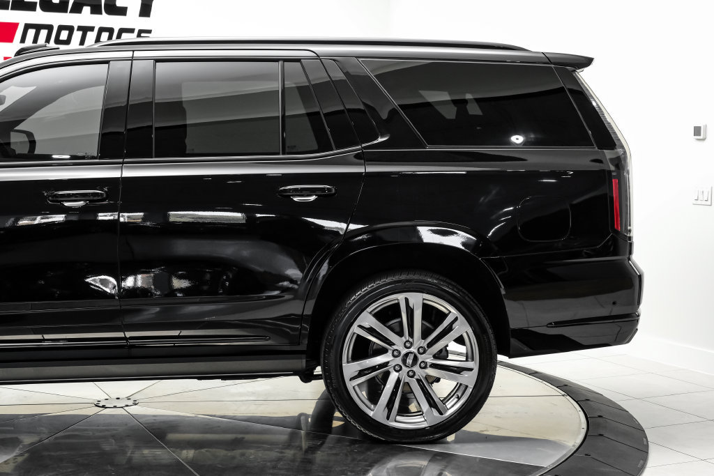 Used 2026 Cadillac Escalade Sport w/ Touring Package AWD/4WD image 15