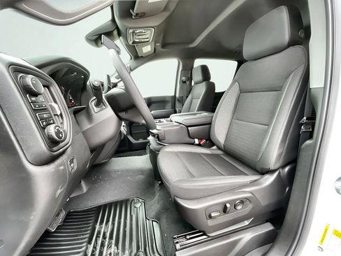 New 2026 Chevrolet Silverado 1500 Custom Trail Boss w/ LPO, Dark Essentials Package AWD/4WD image 13