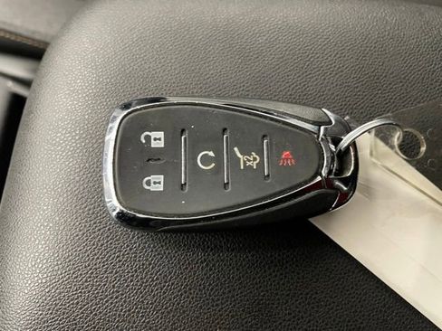 Used 2020 Chevrolet Equinox LT image 21