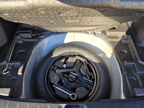 Used 2023 Subaru Forester Premium image 27