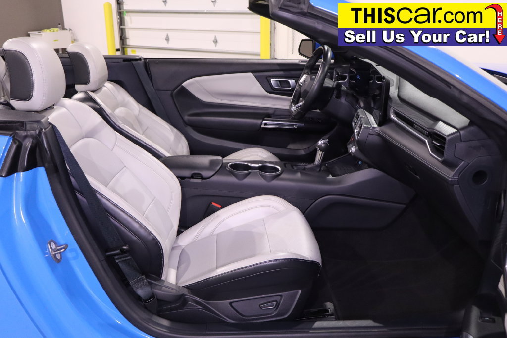 Used 2024 Ford Mustang Premium RWD image 32