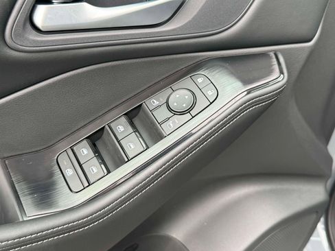 New 2026 Nissan Rogue SV w/ Cold Weather Package image 21