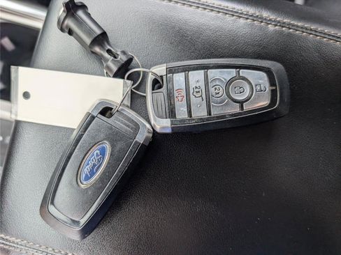 Used 2020 Ford Explorer XLT w/ Equipment Group 202A RWD image 19