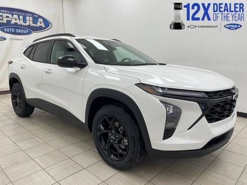 New 2026 Chevrolet Trax LT FWD image 1