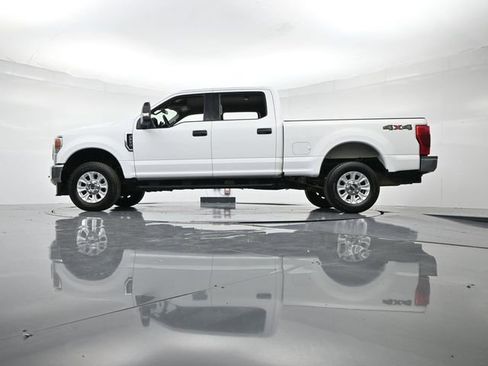Used 2022 Ford F250 XLT image 35