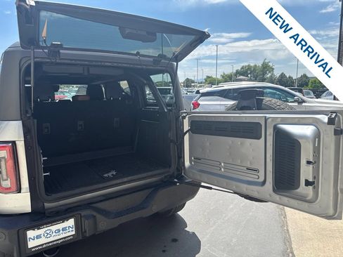Used 2024 Ford Bronco Outer Banks AWD/4WD image 14