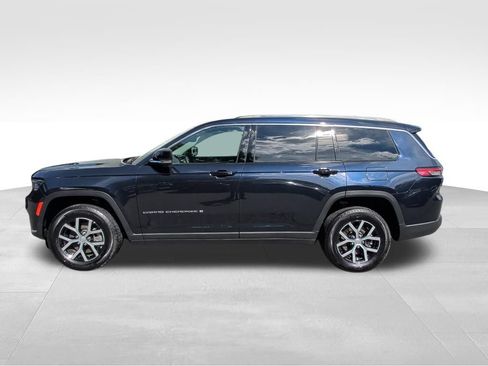 Used 2024 Jeep Grand Cherokee L Limited AWD/4WD image 2