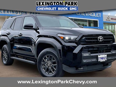 Used 2025 Toyota 4Runner SR5 image 1