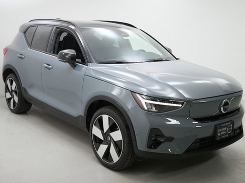 Certified 2023 Volvo XC40 Recharge Ultimate w/ Protection Package Premier image 4