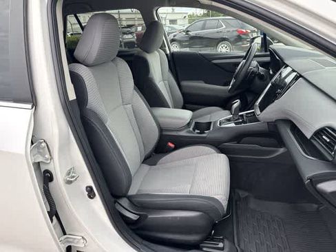 Used 2021 Subaru Outback Premium AWD/4WD image 19