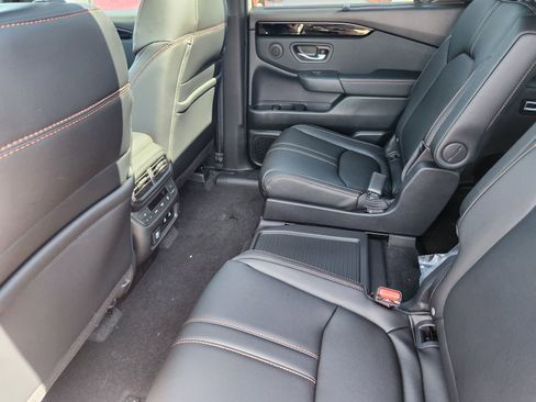New 2026 Honda Pilot TrailSport image 19