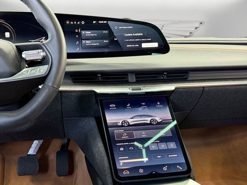 Used 2024 Lucid Air Touring image 11