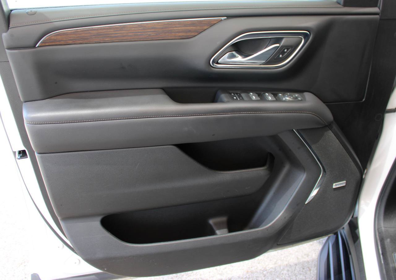 Used 2022 Chevrolet Suburban High Country AWD/4WD image 10