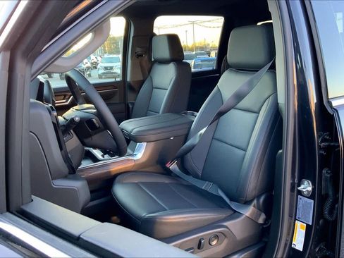 New 2026 GMC Sierra 2500 SLT w/ SLT Premium Package image 9