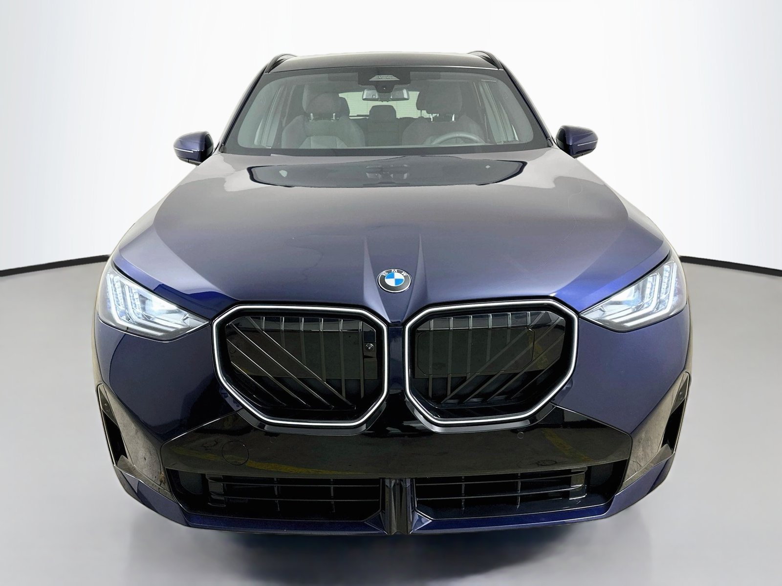 Used 2026 BMW X3 xDrive30i w/ Premium Package AWD/4WD image 2