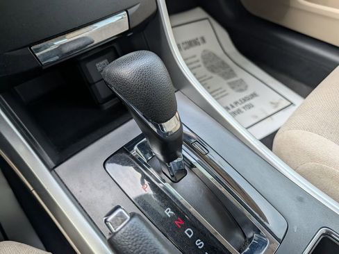 Used 2013 Honda Accord LX image 16