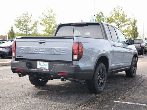 New 2026 Honda Ridgeline Black Edition image 6