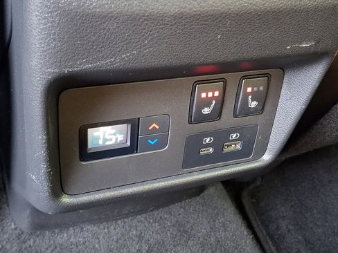 Used 2023 Nissan Rogue Platinum w/ Platinum Premium Package image 12