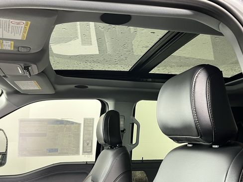 New 2026 Ford F350 Lariat w/ Black Appearance Package image 17