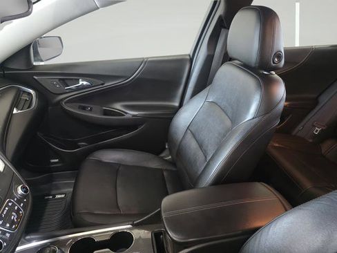 Used 2016 Chevrolet Malibu Hybrid w/ Leather Package FWD image 23
