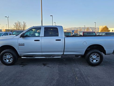 Used 2018 RAM 2500 Tradesman w/ Chrome Appearance Group image 9