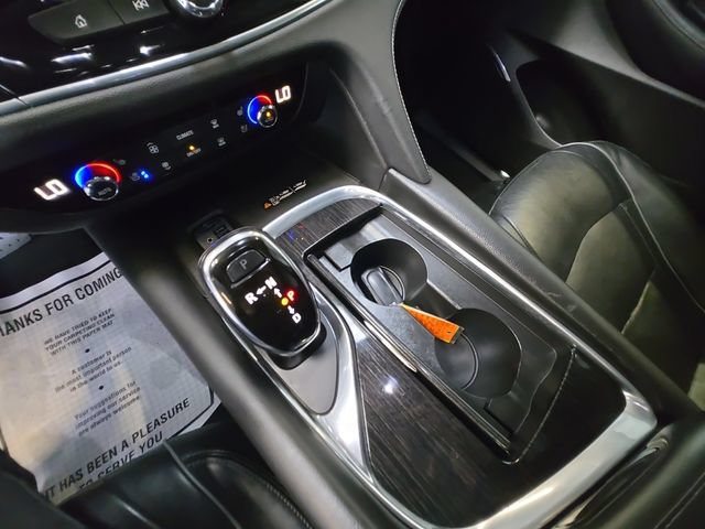 Used 2020 Buick Enclave Avenir w/ Avenir Technology Package AWD/4WD image 18