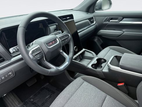 Used 2026 GMC Terrain Elevation w/ Black Edition image 10