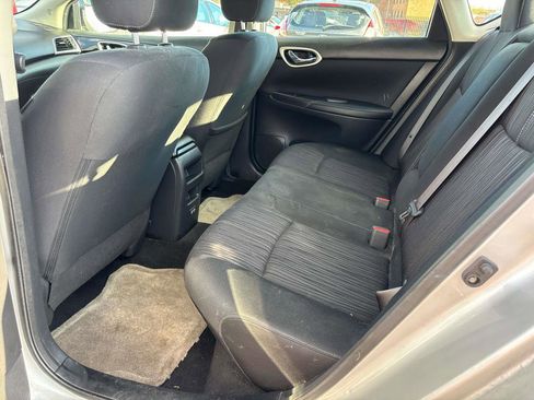 Used 2017 Nissan Sentra SV image 7