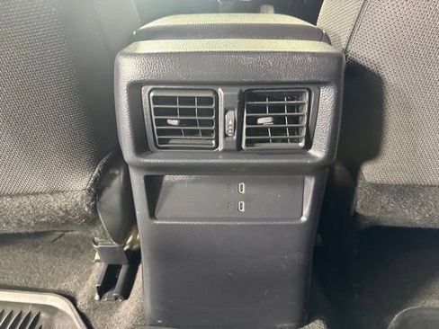 Used 2025 Toyota 4Runner SR5 AWD/4WD image 13