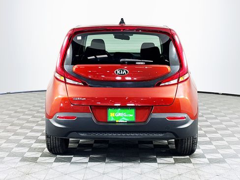 Used 2020 Kia Soul LX image 8