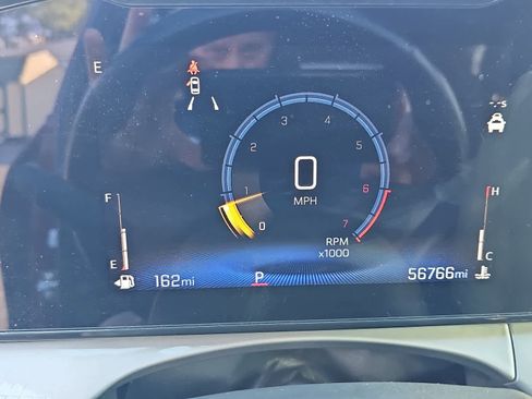 Used 2025 Chevrolet Trax LT w/ Driver Confidence Package image 12