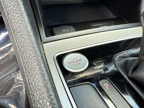 Used 2020 Volkswagen Passat 2.0T SEL image 33