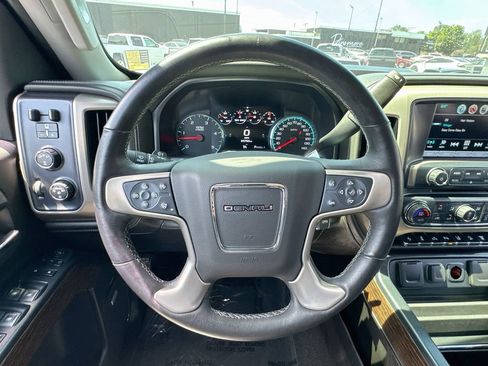 Used 2018 GMC Sierra 3500 Denali w/ Duramax Plus Package AWD/4WD image 17
