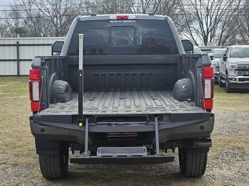 Used 2022 Ford F350 Platinum image 8