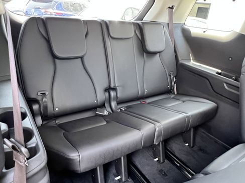 Certified 2026 Kia Carnival SX w/ SX Dark Edition Package FWD image 20