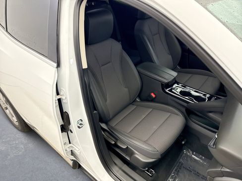 Used 2023 Buick Envision Preferred image 16