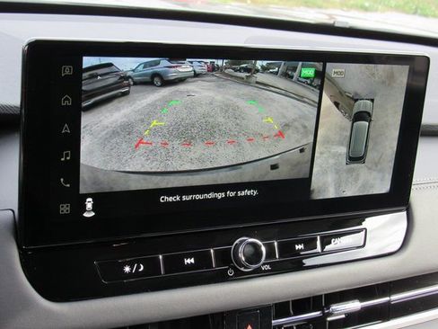 New 2026 Mitsubishi Outlander SE image 15