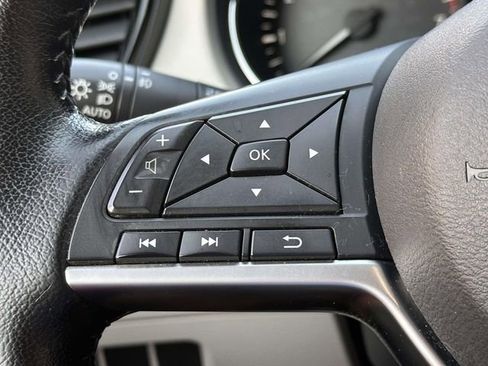Used 2020 Nissan Rogue Sport SV w/ All-Weather Package AWD/4WD image 26