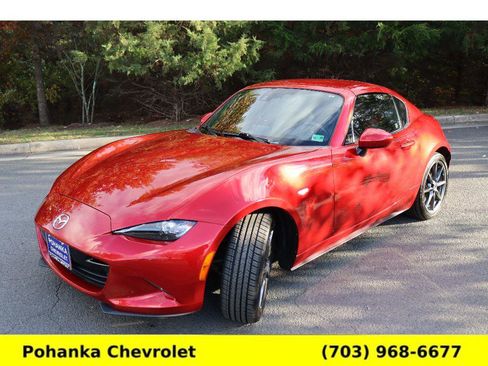 Used 2017 MAZDA MX-5 Miata RF Grand Touring image 3
