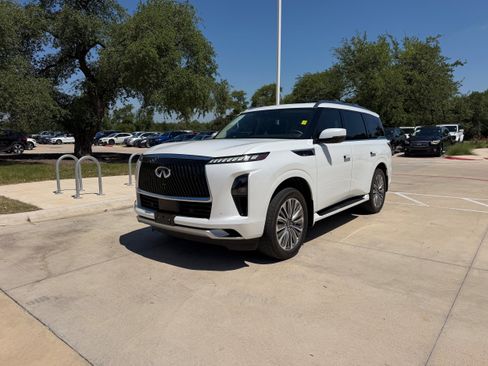 Used 2026 INFINITI QX80 Luxe w/ Exterior Package RWD image 2