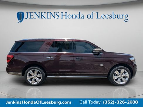 Used 2023 Ford Expedition Max King Ranch AWD/4WD image 3