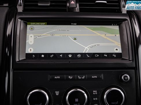 Used 2019 Land Rover Discovery SE image 20